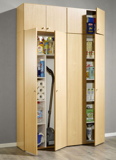 Möbel-Serie mit individuell einsetzbaren Elementen 