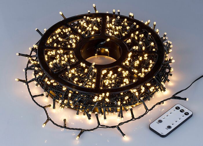 Clusterlichterkette mit 1000 LEDs auf Kabeltrommel 