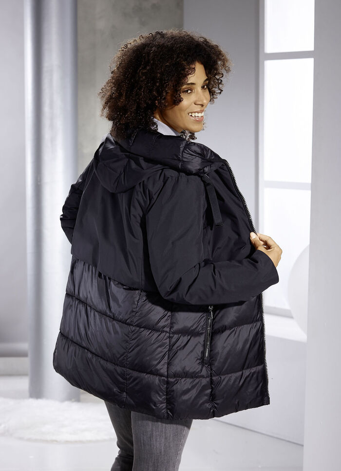 Funktionsjacke in angesagtem Materialmix 