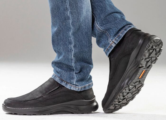 Slipper aus Nubukleder 