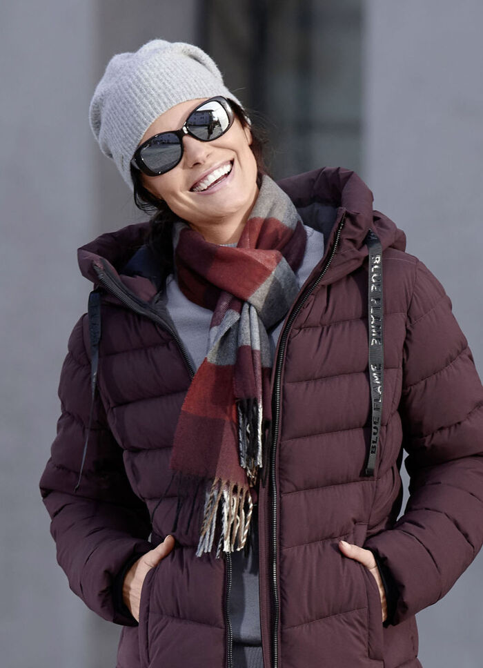 Schal mit Karodessin 