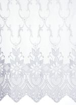 Fensterdekoration mit Universalschienenband 