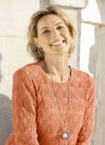 Silberfarbene Halskette mit Anhänger 