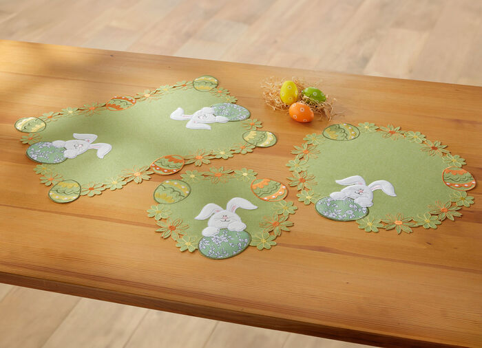 Tisch- und Raumdekoration mit Pl&uuml;sch- und Stoff-Applikationen GR&Uuml;N