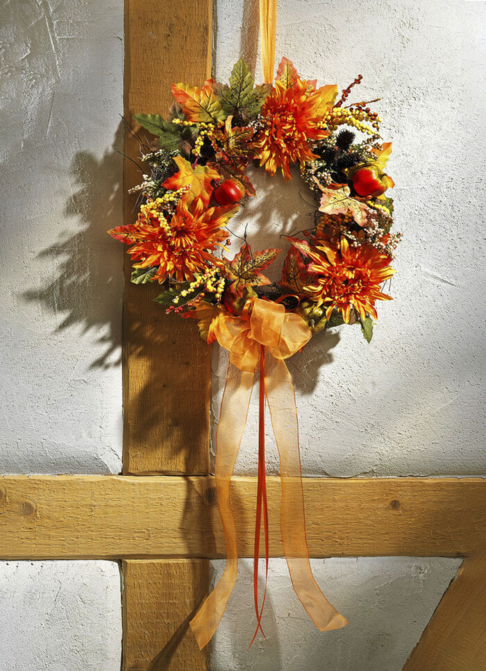 Wandkranz mit kleinen K&uuml;rbissen 