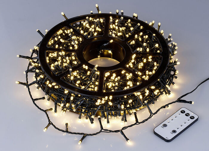 Clusterlichterkette mit 1000 LEDs auf Kabeltrommel 
