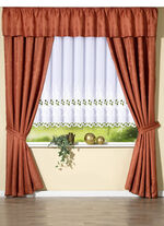 Stickerei-Store in gerader Form mit Plauener Stickerei 