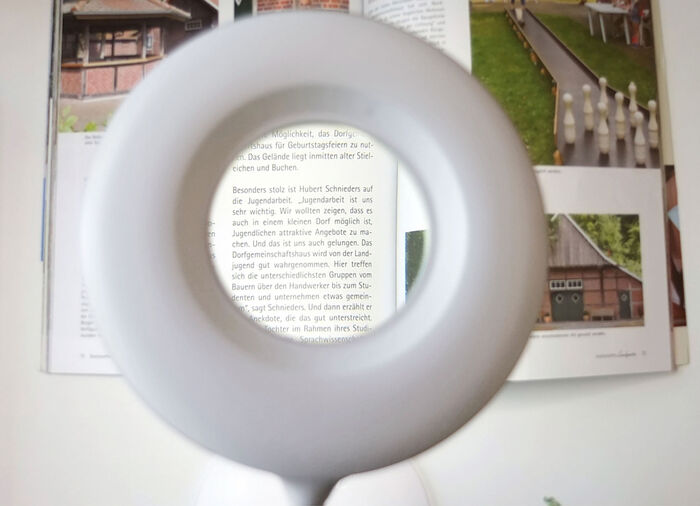 LED-Lupenlampe mit 8-facher Vergrößerung WEISS