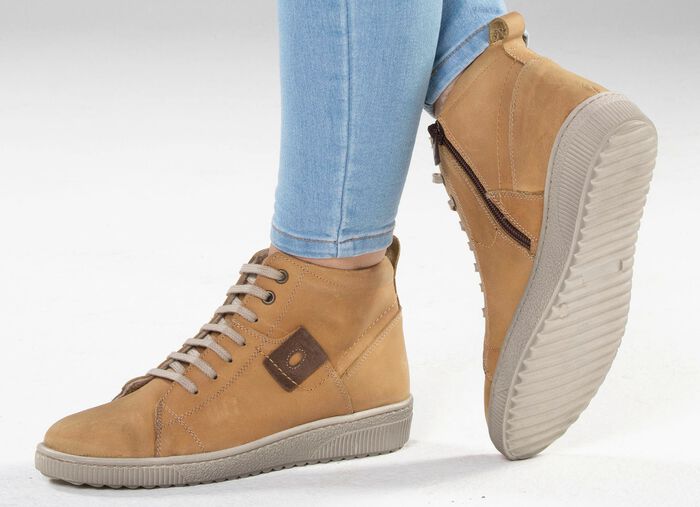 ELENA EDEN Schn&uuml;r-Bootie aus Nubukleder, mit Leder-Applikation CURRY