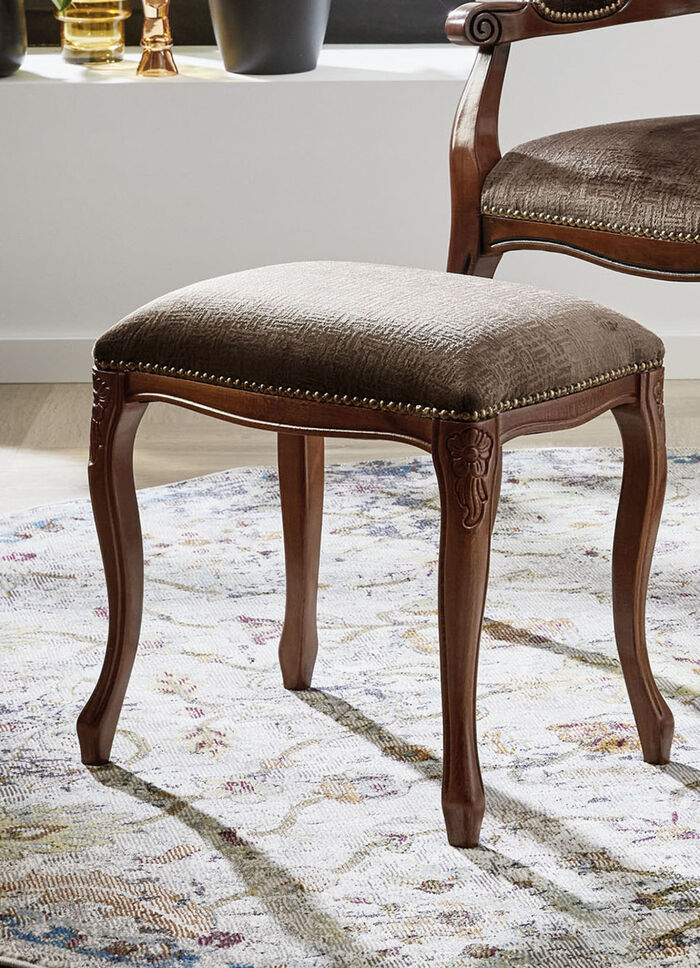 Italienische Sitzmöbel auf massivem Buchengestell NUSSBAUM-BRAUN