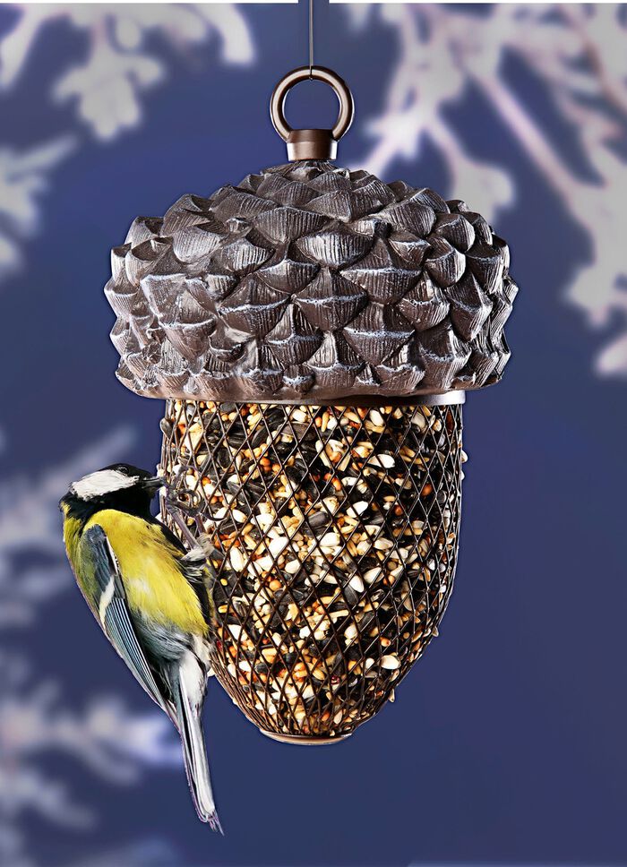 Vogelfutterstelle aus Kunststoff 