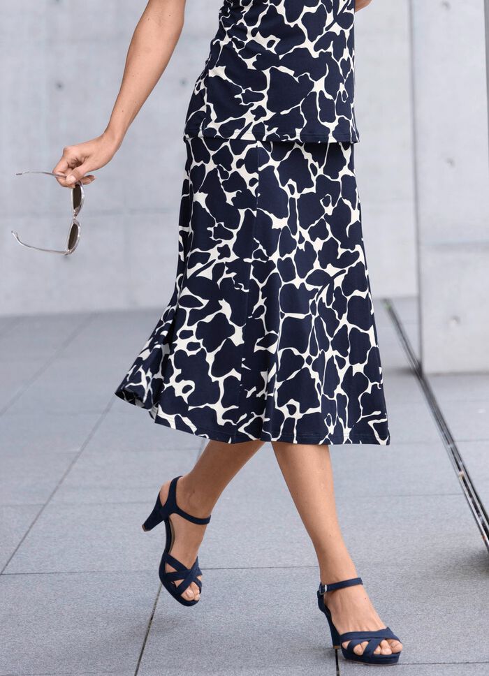 Rock in leicht ausgestellter Form 