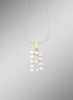 Personalisierte Eleganz: Buchstaben-Anhänger mit Süßwasser-Zuchtperlen 