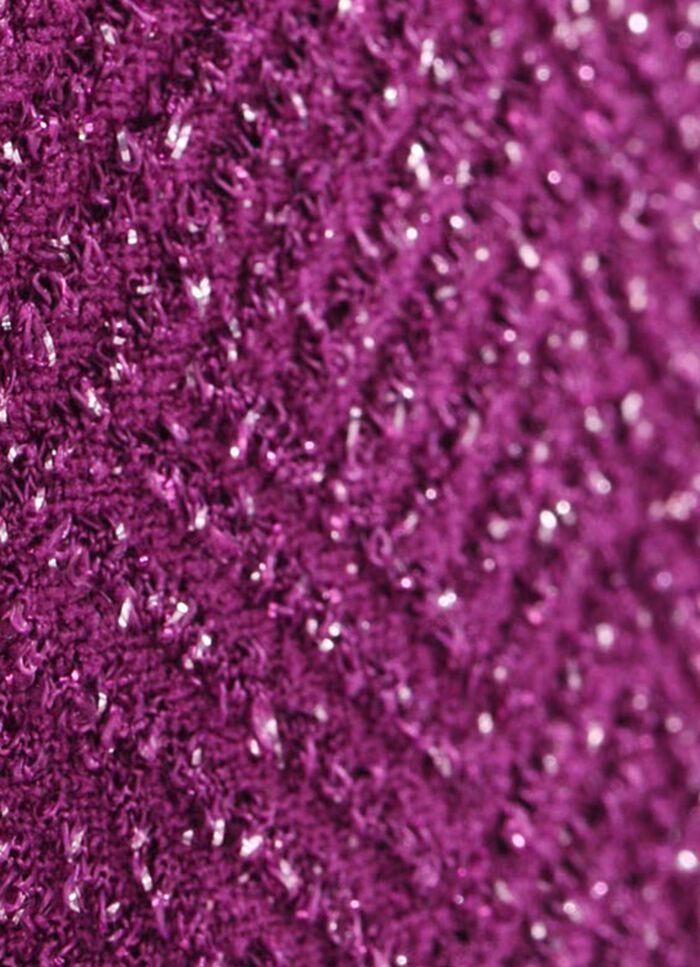 Hose mit edel funkelndem Glanzgarn 