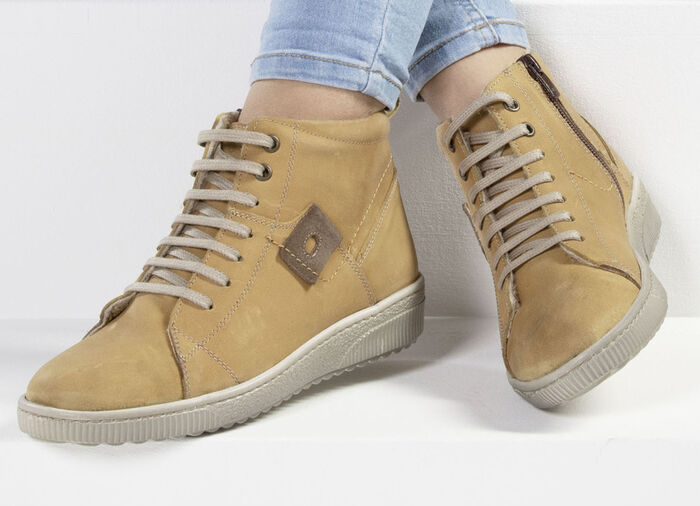 ELENA EDEN Schnür-Bootie aus Nubukleder, mit Leder-Applikation CURRY