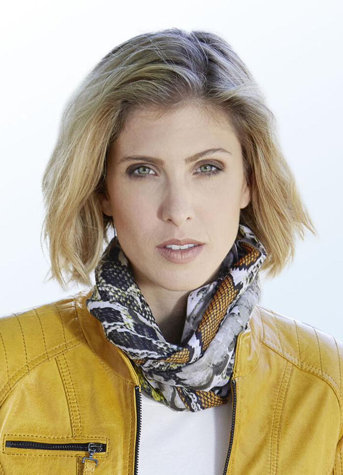 Schal mit Reptildessin 