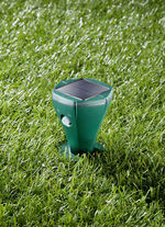 Maulwurfvertreiber mit Erdbohrer 