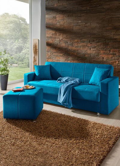 Klick-Klack-Sofa mit Hocker und Dekokissen 