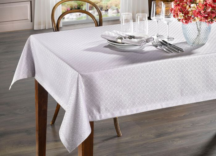 Hochwertige Damast-Tischdekoration 