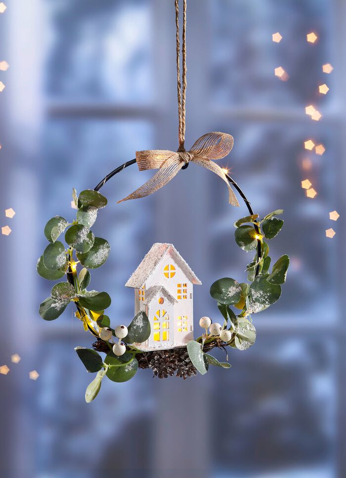 Dekorierter Metallkranz 