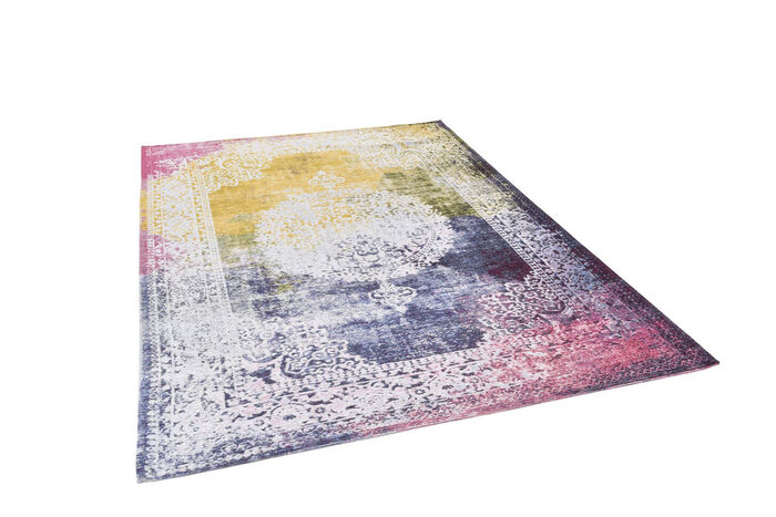 Moderner Brücke und Teppiche 