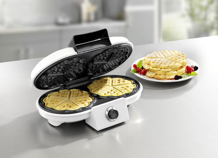 Doppel-Waffeleisen f&uuml;r 2 herzf&ouml;rmige Waffeln 