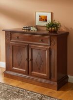 Kommodenserie mit kunstvollen Verzierungen und Echtholzfurnier NUSSBAUM