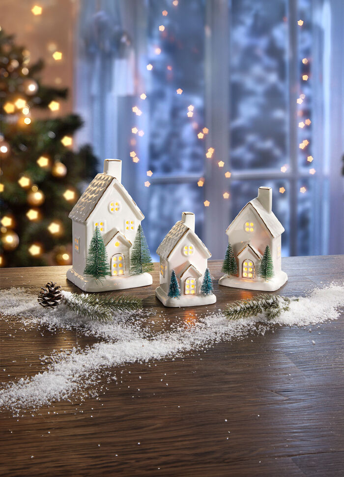 Beleuchtetes Häuschen aus  Porzellan 