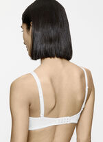 Triumph Amourette Bügel-BH aus zarter Elastikspitze WEISS