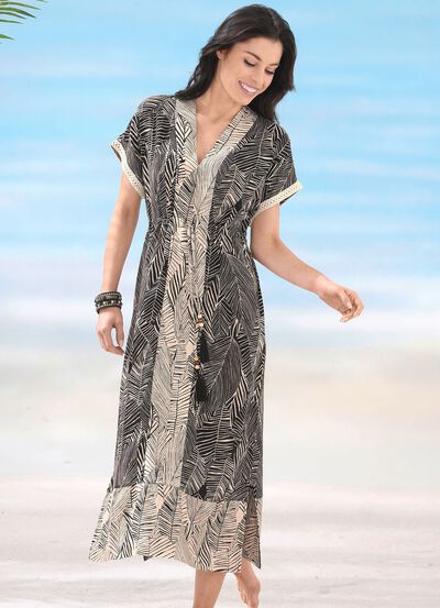 Laurina Kleid aus Viskose, mit Spitzenbesatz 