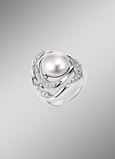 Damenring mit Süßwasser-Zuchtperlen 