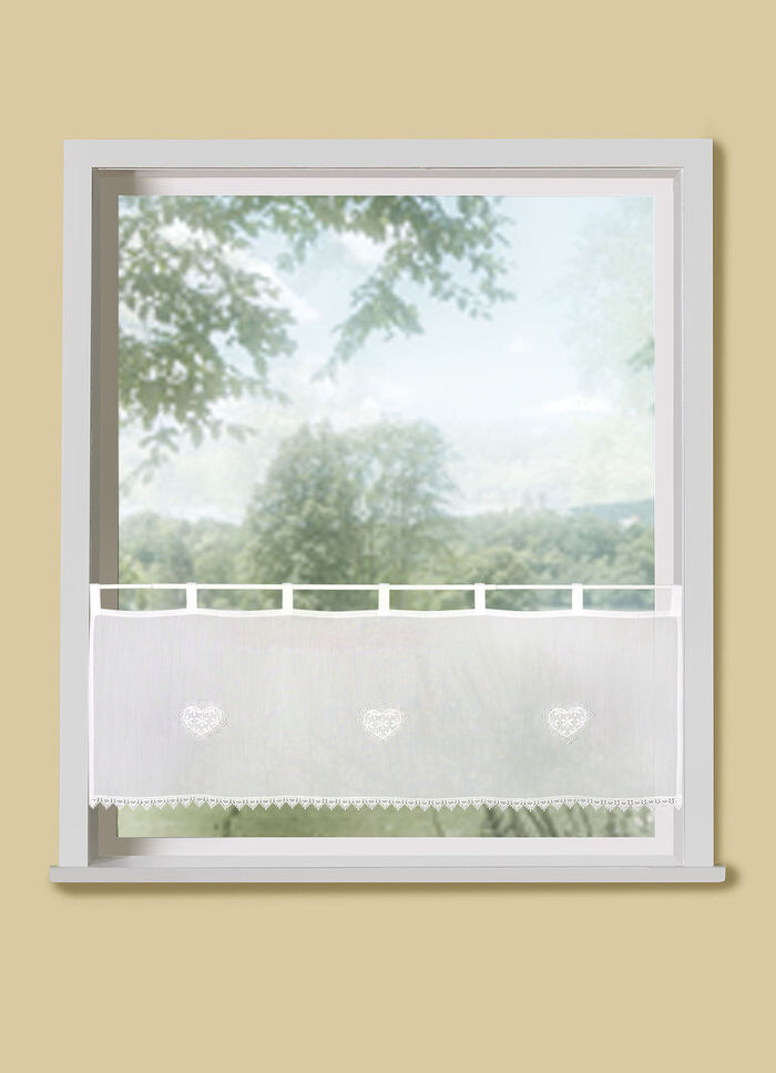 Kurzstore mit Häkelborten-Abschluss 