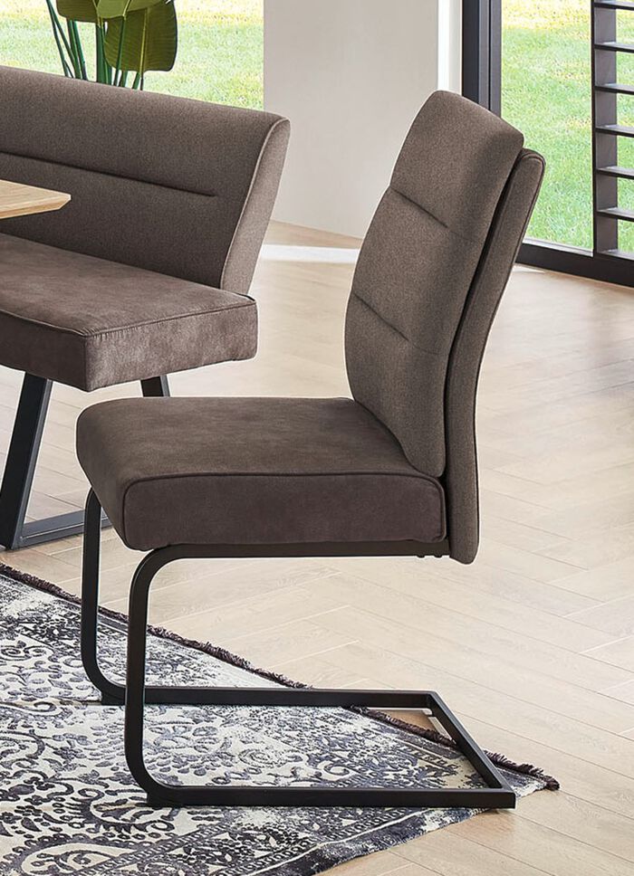 Stilsichere Esszimmermöbel BRAUN-ESPRESSO