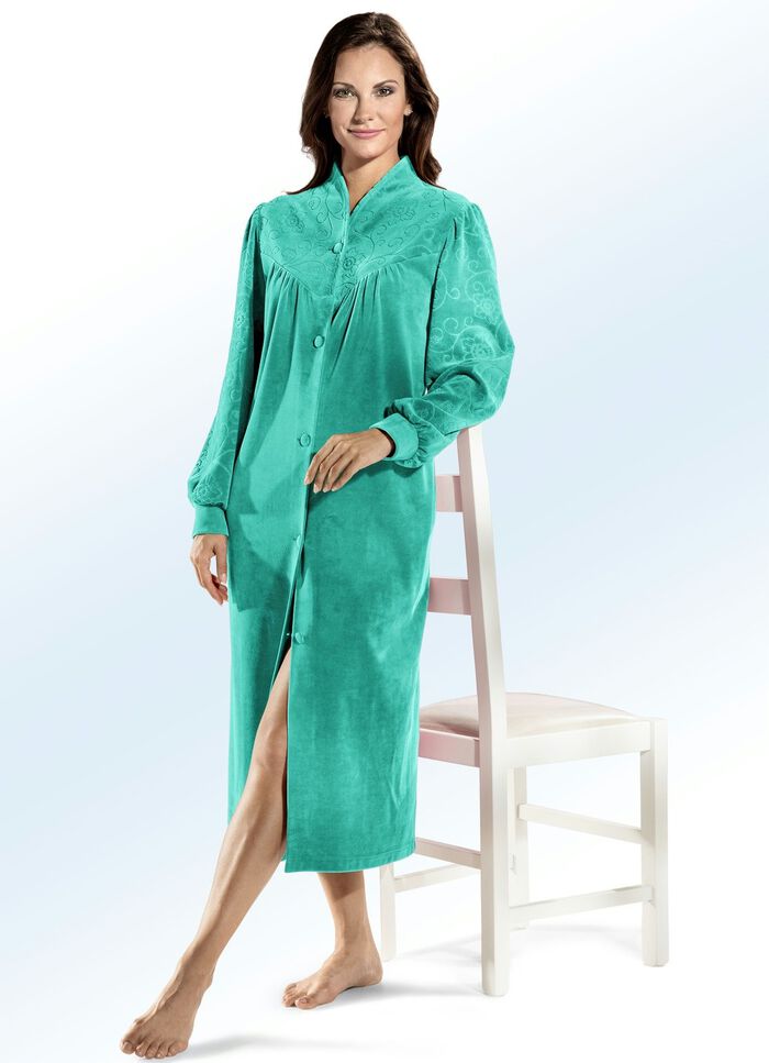 Hausmantel mit zauberhafter Strukturierung 