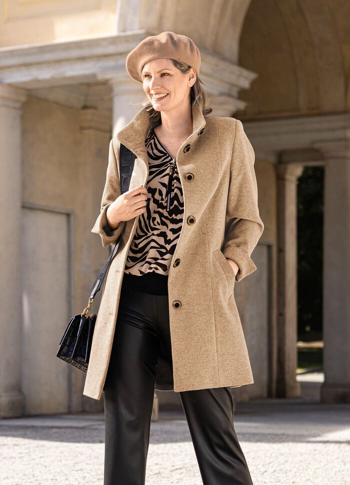 Kurzmantel mit Stehkragen 