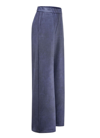 Hose in bequemer Weite 