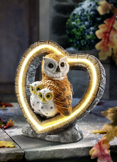 Eulenfamilie mit Solar-Beleuchtung 