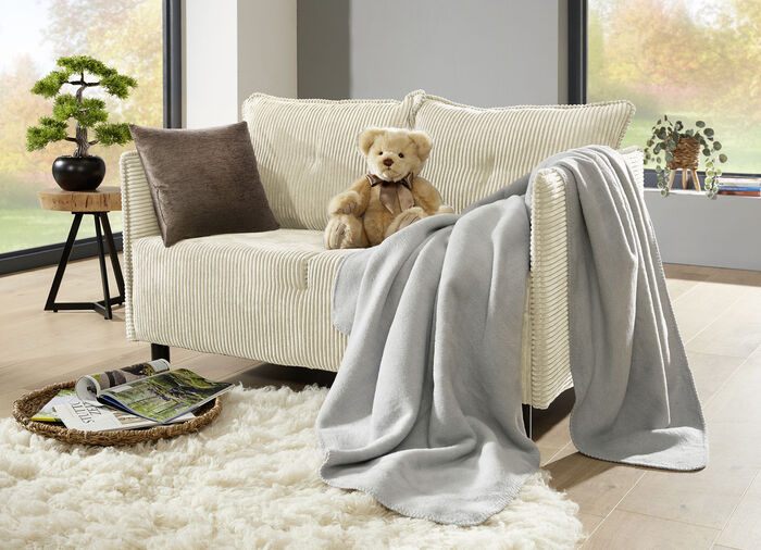 Polstermöbel mit dekorativem Cord-Bezug CREME