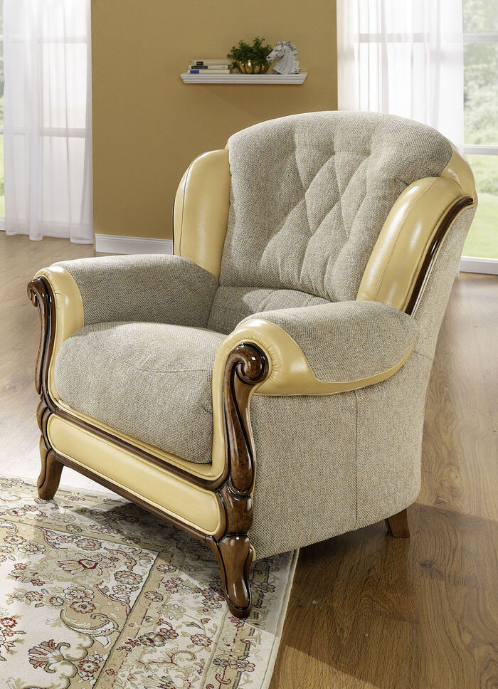 Polstermöbel mit edlen Holzchatosen BEIGE