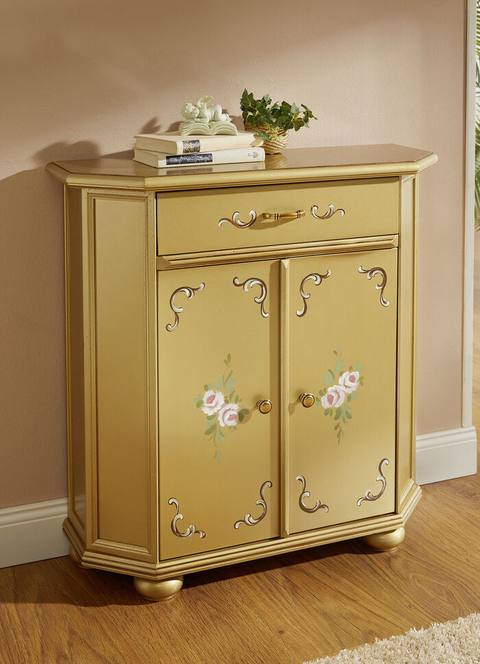 Teilmassive Möbelserie mit Echtholzfurnier 