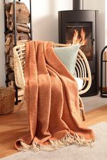 Wohndecke mit Fransen 