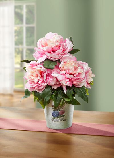 Rosen im Metall-Topf 