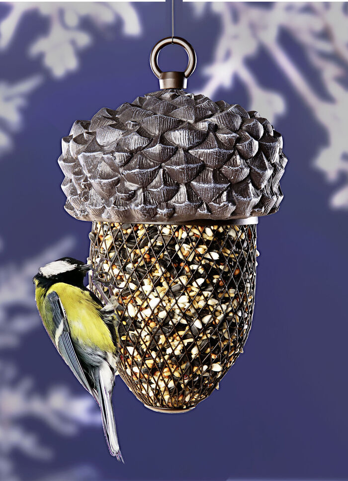 Vogelfutterstelle aus Kunststoff 