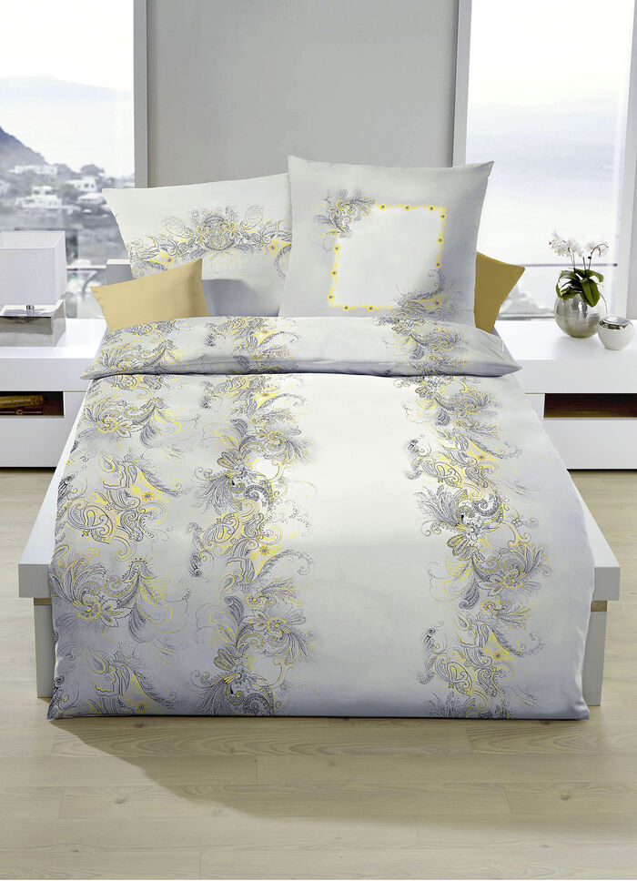 Bügelleichte Bettwäsche-Garnitur mit Reißverschluss 