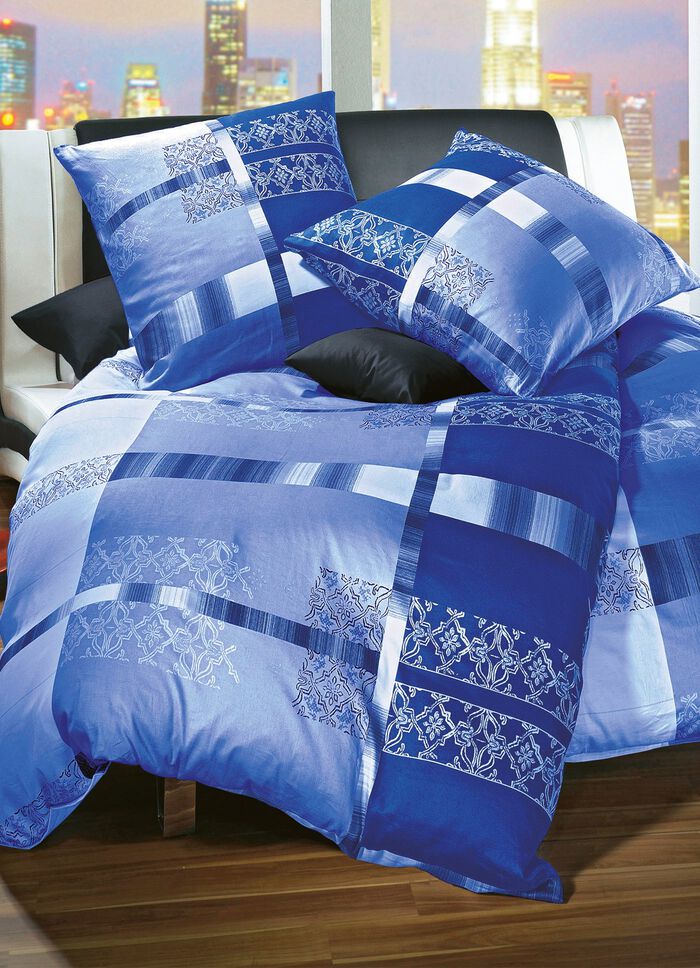 Topmodische Bettw&auml;sche-Garnitur in pflegeleichten Qualit&auml;ten BLAU
