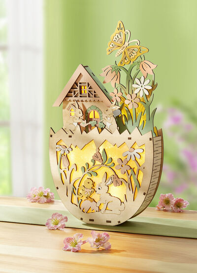 Beleuchtete Holzdekoration 