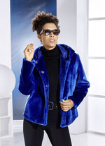 Jacke aus kuschelweichem Kunstpelz 