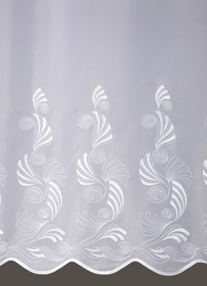 Raffinierter Kurzstore mit Stangendurchzug 