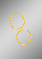 Gedrehte Creolen mit Struktur 