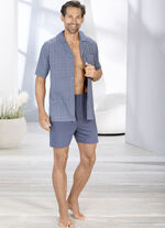 Shorty mit durchgeknöpftem Oberteil  